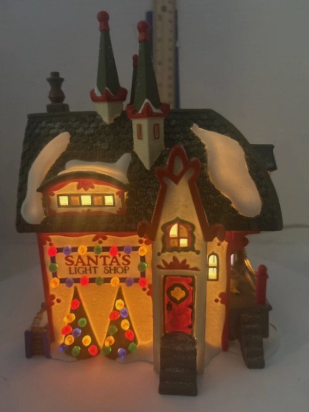 NIB RARE RETIRED Department 56 North Pole SANTA'S LIGHT SHOP 56397